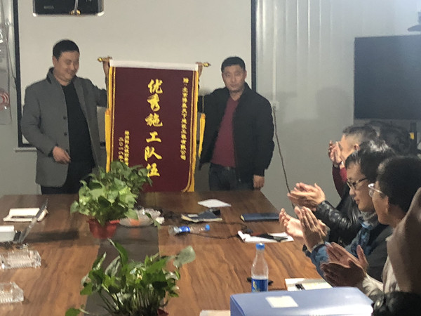 外墻裝飾裝修施工團(tuán)隊代表