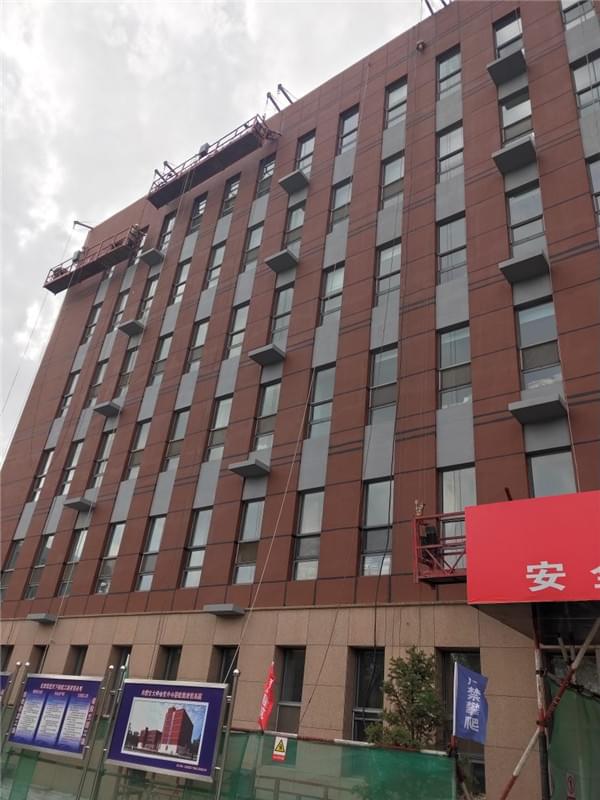 內(nèi)蒙古大學外墻翻新施工