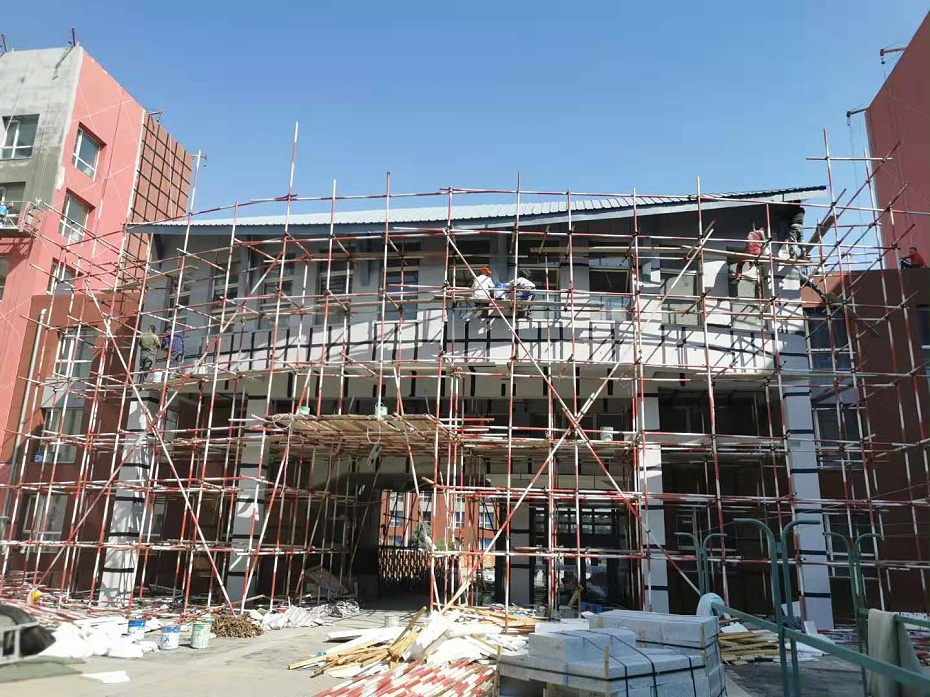 腳手架施工中得內(nèi)蒙古大學